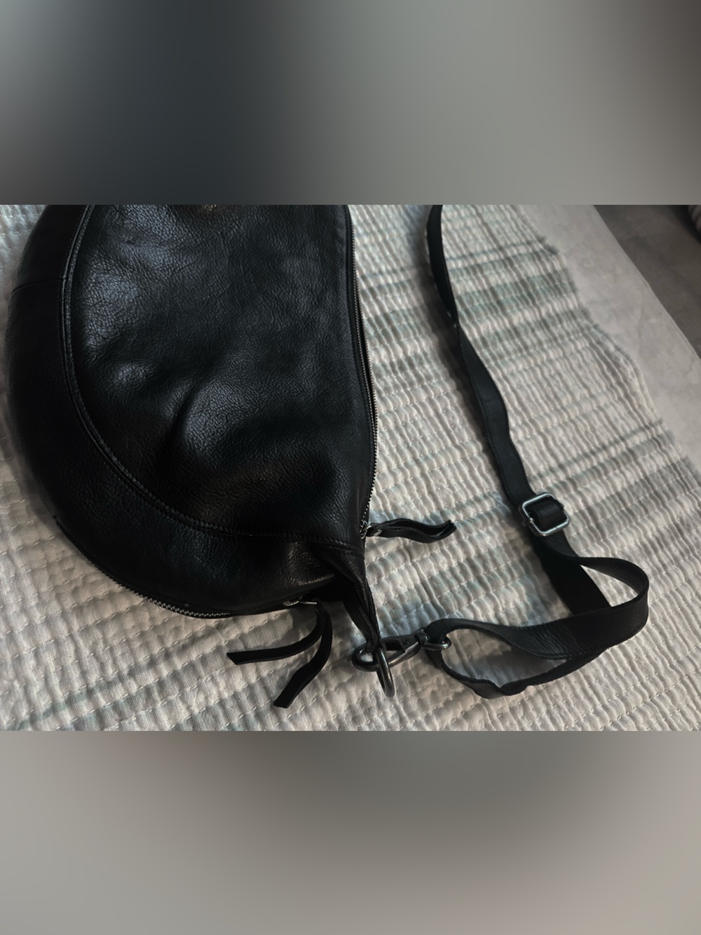 Latico Black Full-Grain Leather Callie Sling Crossbody - EUC - Picture 11 of 16